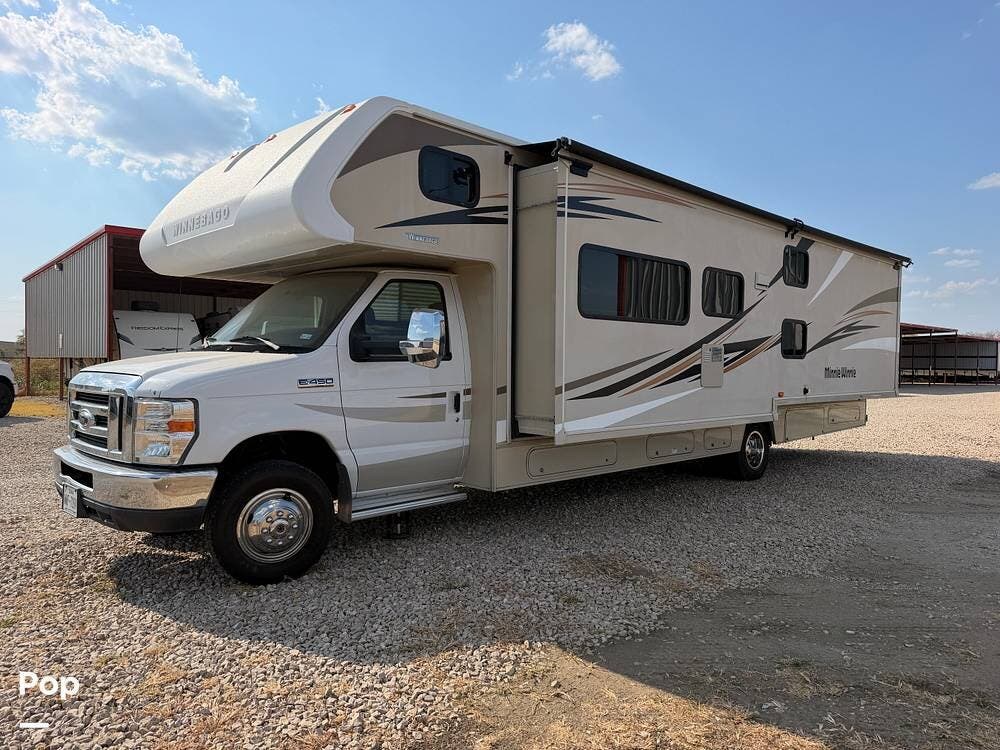 Used 2016 Winnebago Minnie Winnie 31G available in Krum, Texas