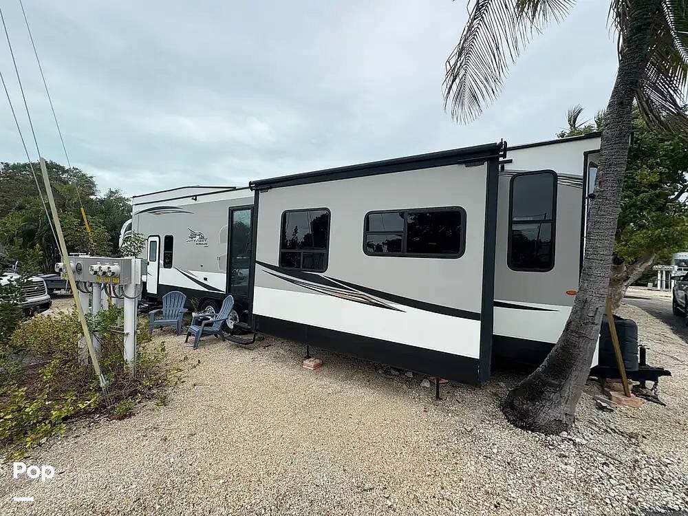2019 Jay Flight Bungalow 40LOFT by Jayco from Pop RVs in Tavernier, Florida