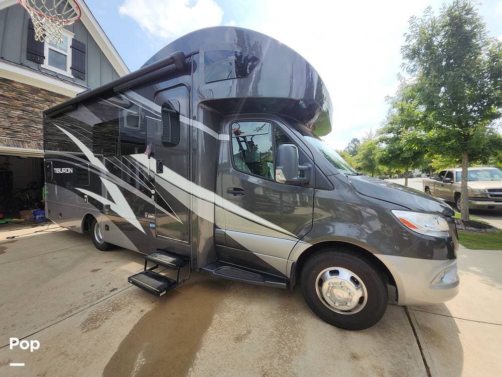 2022 Tiburon 24FB by Thor Motor Coach from Pop RVs in Evans, Georgia