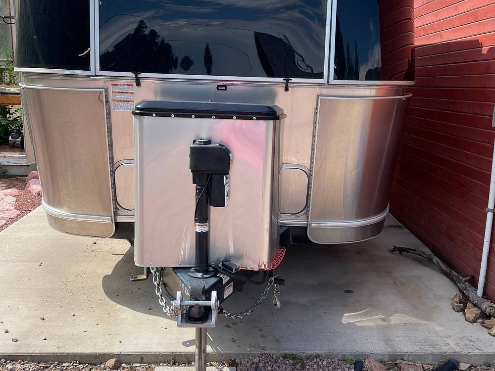 2021 Airstream Globetrotter 23FBT - Used Travel Trailer For Sale by Pop RVs in Green Mountain Falls, Colorado