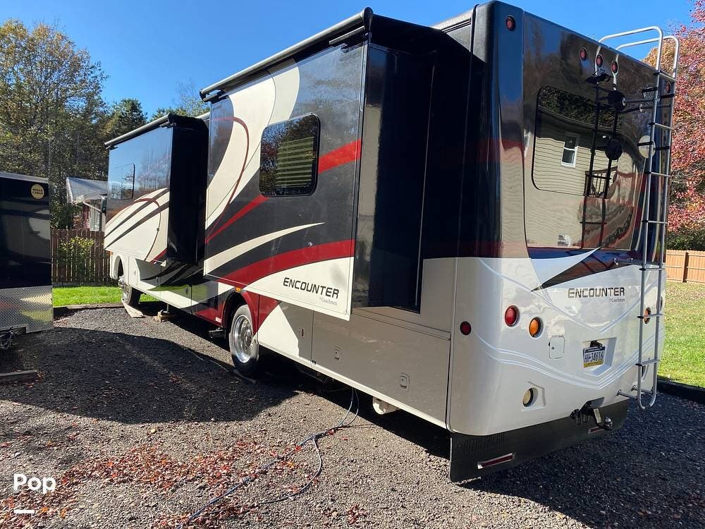 2015 Encounter M-36 KS Ford V10 by Coachmen from Pop RVs in Hazleton, Pennsylvania