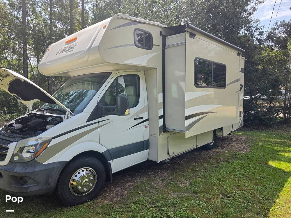 2019 Coachmen Prism 2150CB - Used Class C For Sale by Pop RVs in Navarre, Florida features Generator, Slideout, Awning, Air Conditioning