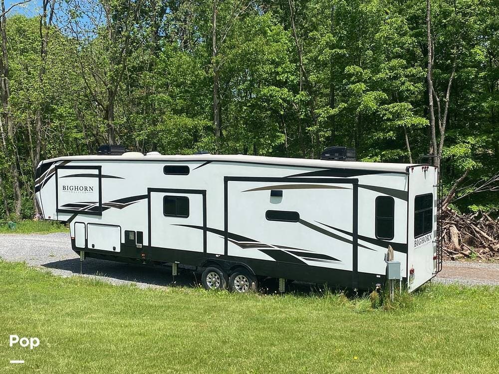 Used 2020 Heartland Bighorn 39MB available in Warfordsburg, Pennsylvania