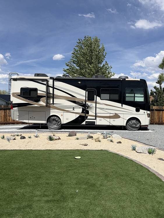 2011 Tiffin Allegro Open Road 30DA - Used Class A For Sale by Pop RVs in Sparks, Nevada features Slideout