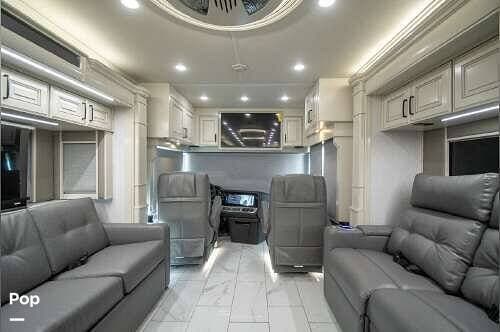 Used 2025 American Coach American Dream 45A available in Athens, Tennessee