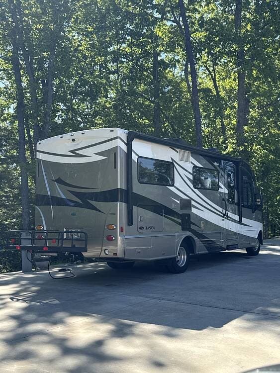 2014 Reyo 25P by Itasca from Pop RVs in Blacksburg, Virginia