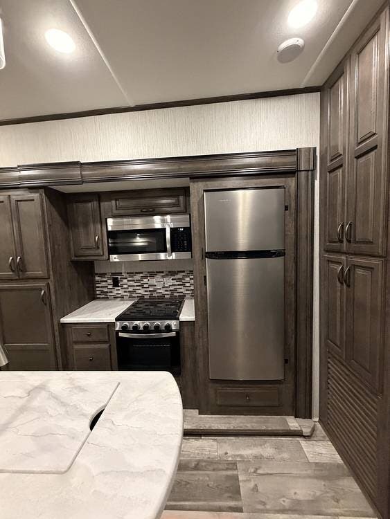 Used 2021 Forest River Sandpiper 3660MB available in Mead, Oklahoma