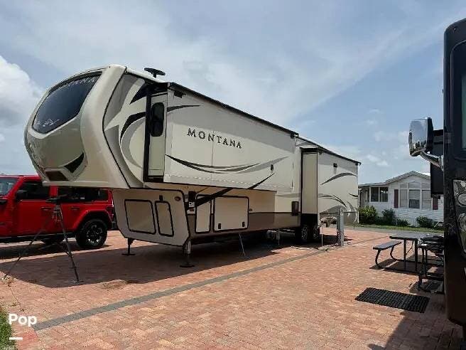 Used 2018 Keystone Montana 3811MS available in Ruskin, Florida