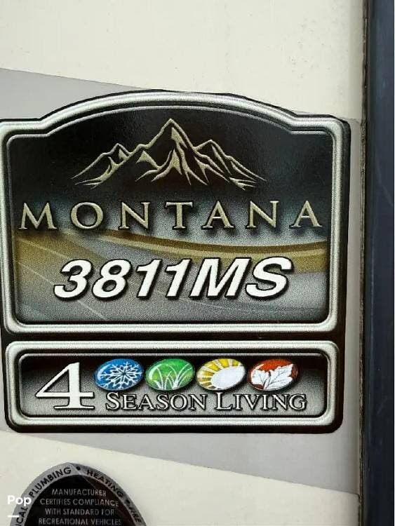 2018 Keystone Montana 3811MS - Used Fifth Wheel For Sale by Pop RVs in Ruskin, Florida features Awning, Slideout, Leveling Jacks