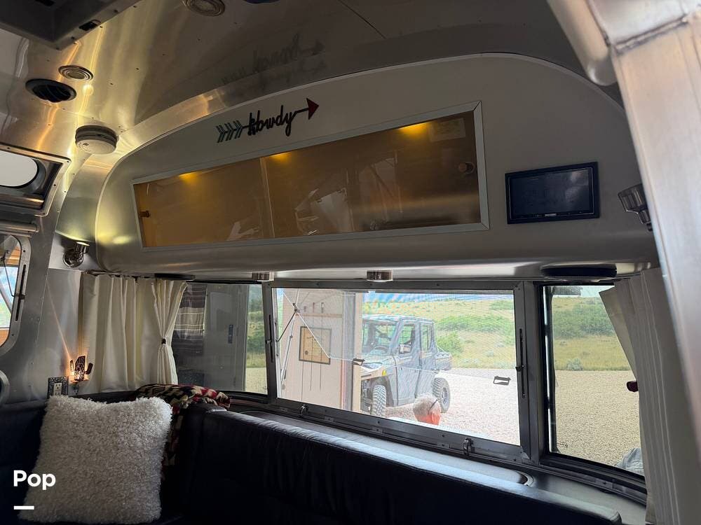 Used 2016 Airstream International 30 Signature available in Cedar City, Utah
