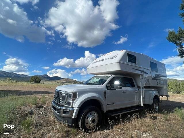 Used 2023 Northern Lite Lite Northern  EX 10-2 Dry Bath LE available in Wickenburg, Arizona