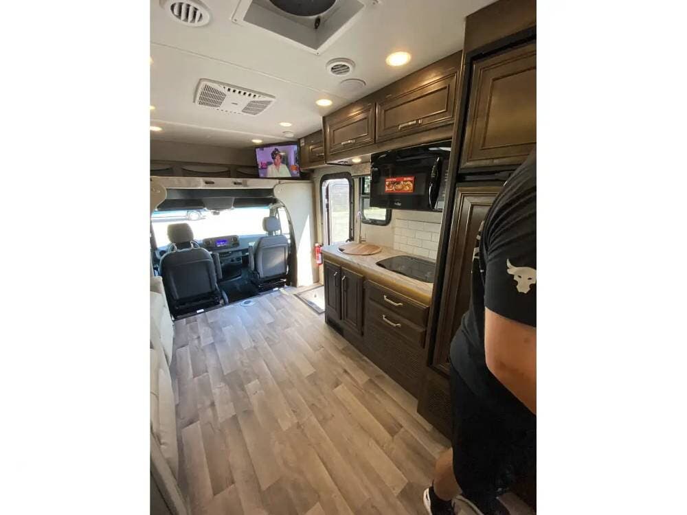 Used 2021 Jayco Melbourne 24L available in Waterloo, Illinois