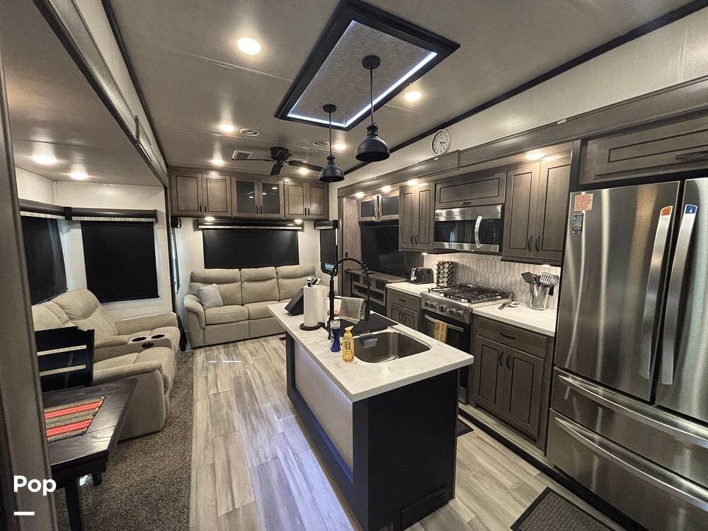 2022 Forest River Cedar Creek M-311RL - Used Fifth Wheel For Sale by Pop RVs in Clermont, Florida