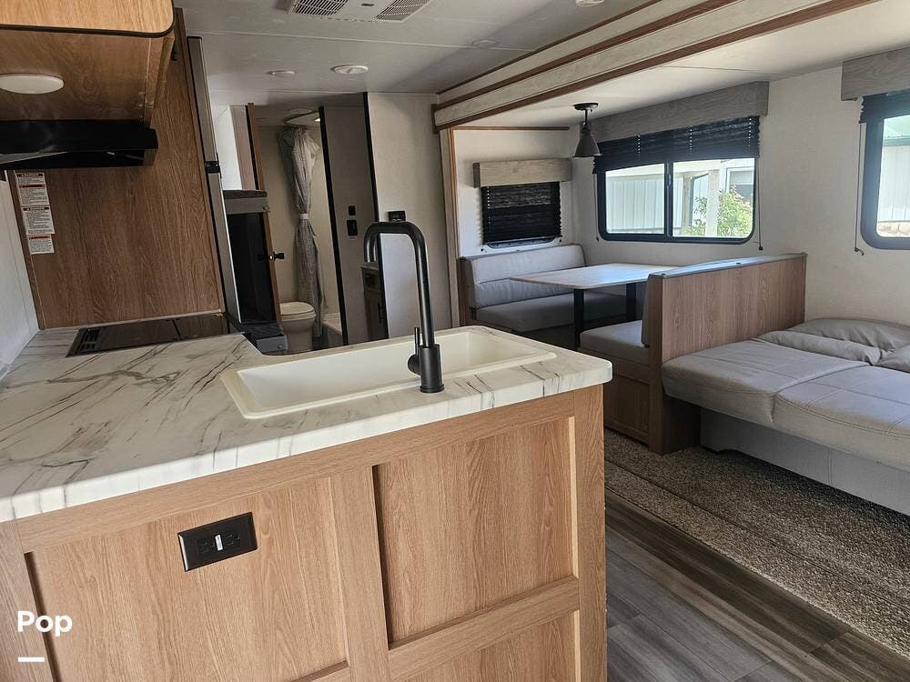 2022 Avenger LE 26DBS by Prime Time from Pop RVs in Colfax, Iowa