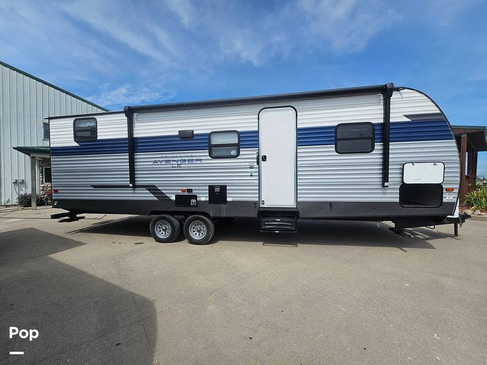 2022 Avenger LE 26DBS by Prime Time from Pop RVs in Colfax, Iowa