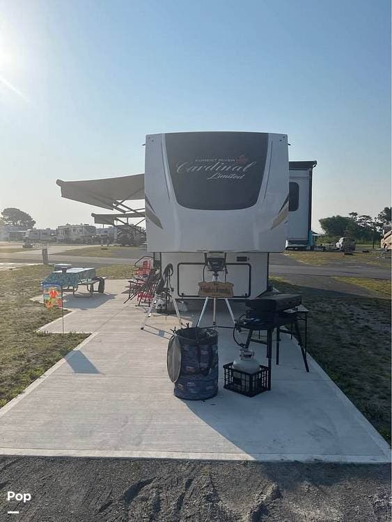 2021 Cardinal 366DLVE by Forest River from Pop RVs in Etters, Pennsylvania