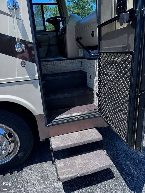 2008 Neptune XL 35SBD by Holiday Rambler from Pop RVs in Sneads Ferry, North Carolina