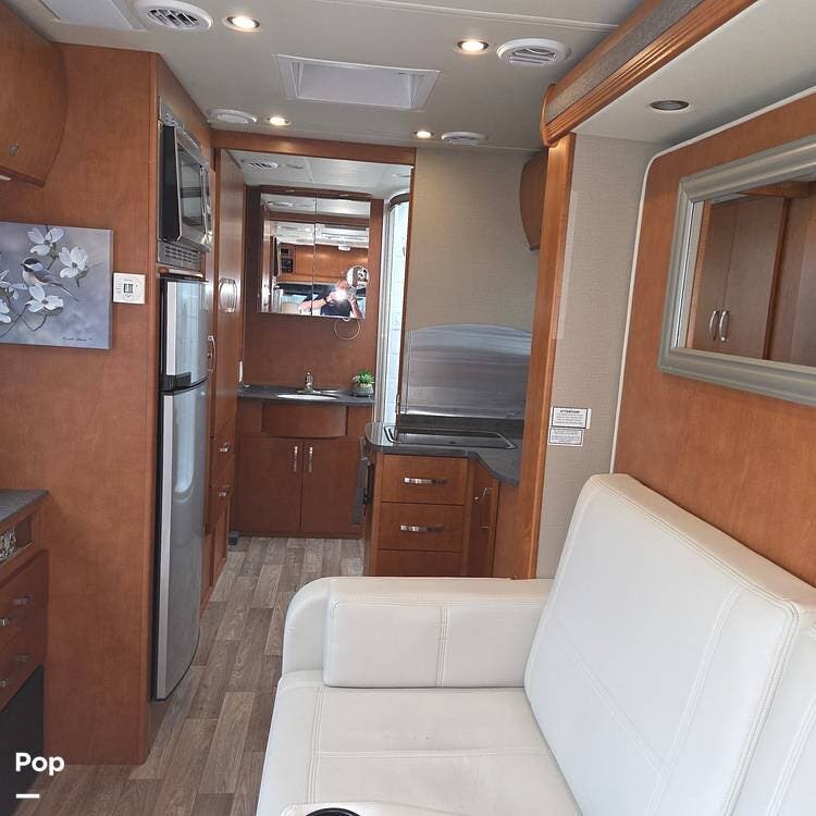 2015 Unity U24MB by Leisure Travel from Pop RVs in Boyne City, Michigan