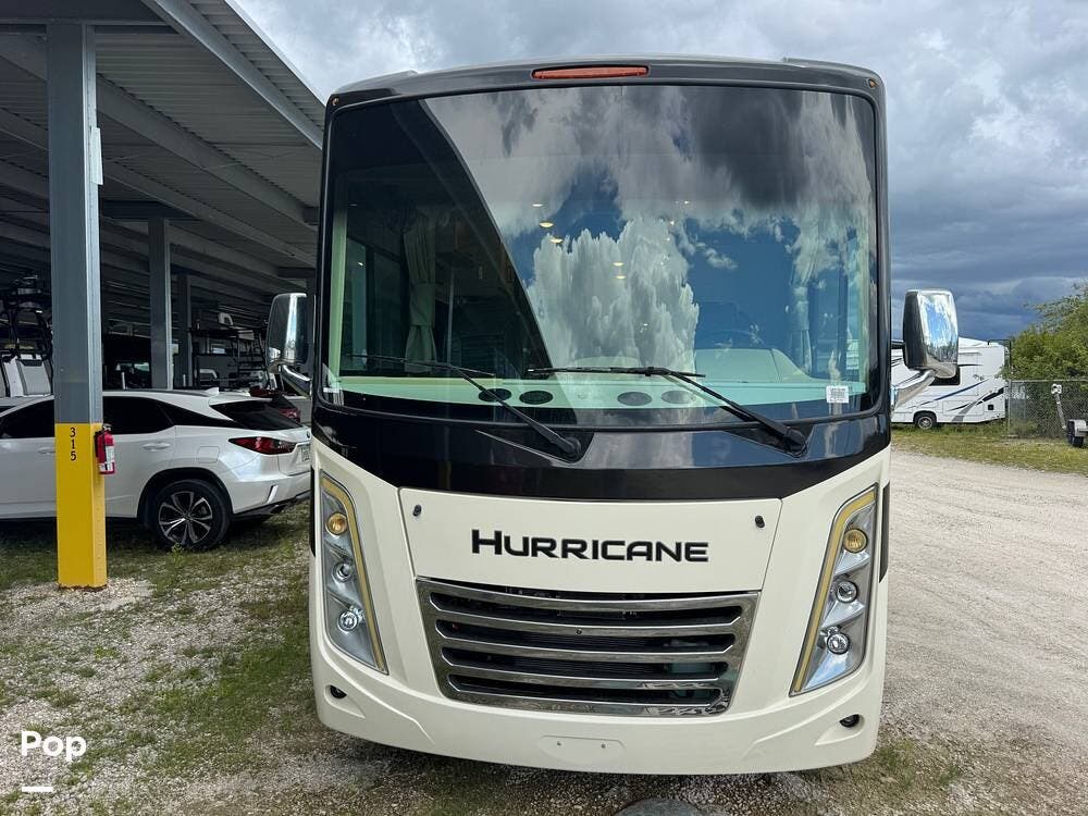 2022 Thor Motor Coach Hurricane 35M - Used Class A For Sale by Pop RVs in Punta Gorda, Florida features Leveling Jacks, Air Conditioning, Awning, Slideout, Generator