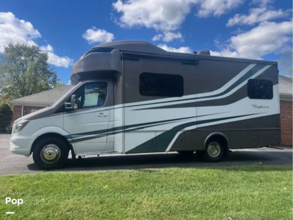 Used 2019 Tiffin Wayfarer 25 QW available in West Chester, Pennsylvania