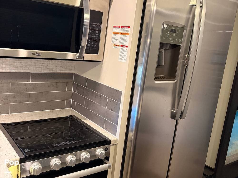 2024 Jayco Precept 36A - Used Class A For Sale by Pop RVs in Bullard, Texas features Slideout