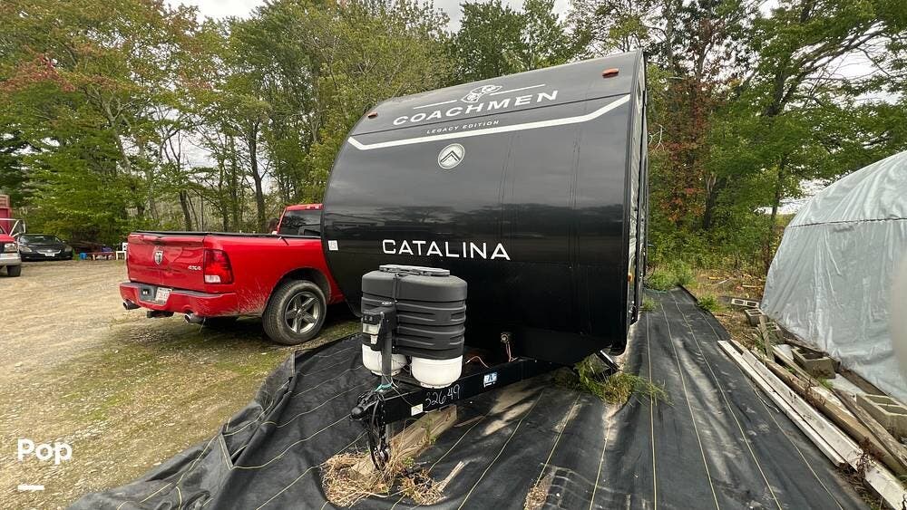 2025 Catalina 303RKDS by Coachmen from Pop RVs in Concord, Massachusetts
