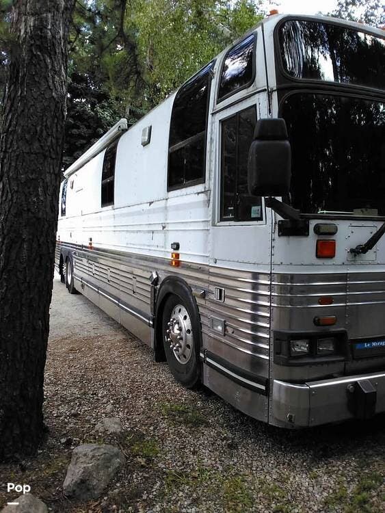 1989 Prevost Le Mirage XL 40 - Used Bus Conversion For Sale by Pop RVs in Plymouth, Massachusetts