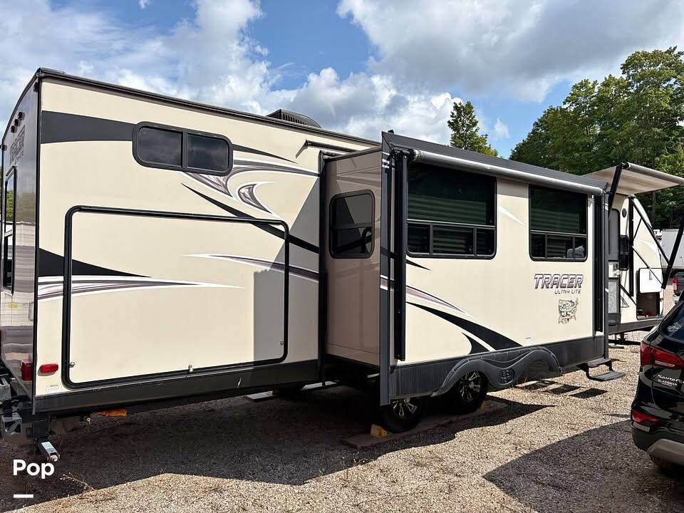 2017 Tracer 3250BHD by Prime Time from Pop RVs in Interlochen, Michigan
