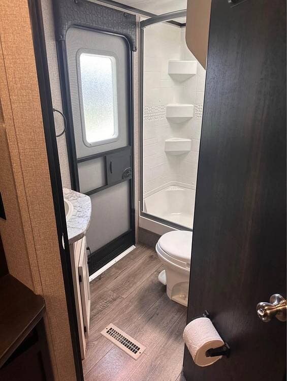 Used 2021 Jayco Jay Feather 27BHB available in Houma, Louisiana