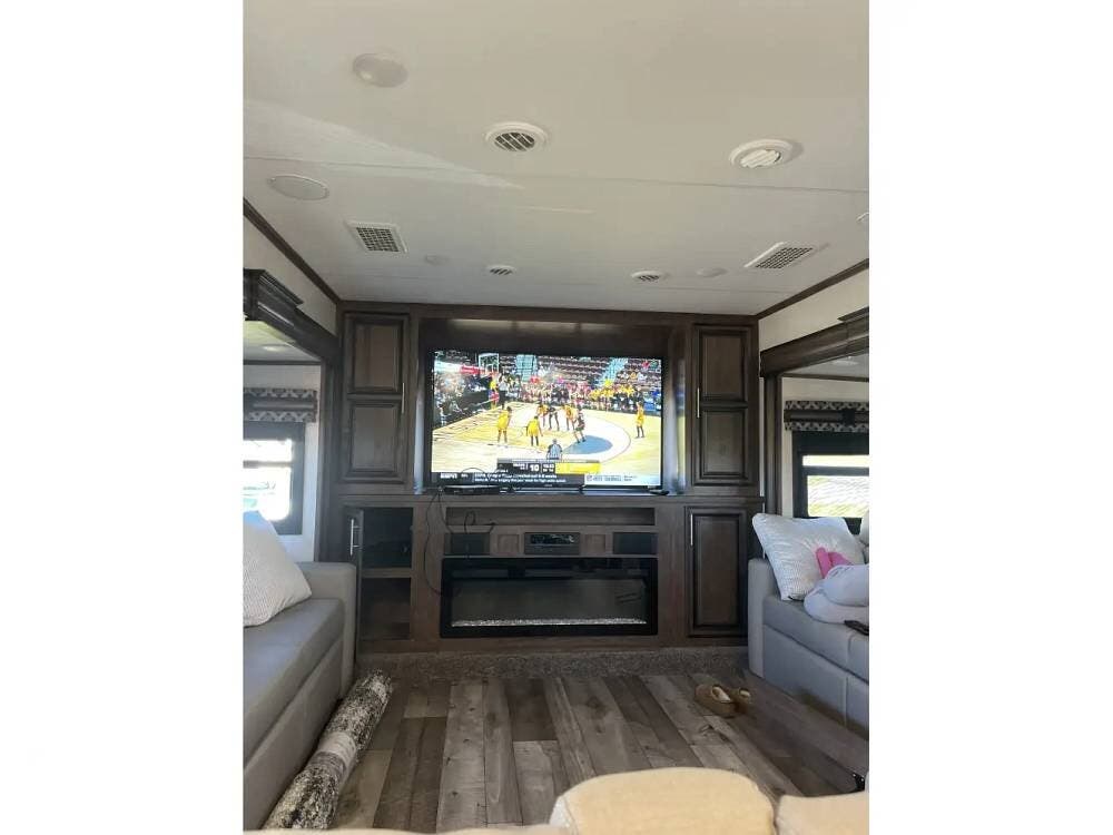 Used 2021 K-Z Durango Gold G386FLF available in Owensboro, Kentucky
