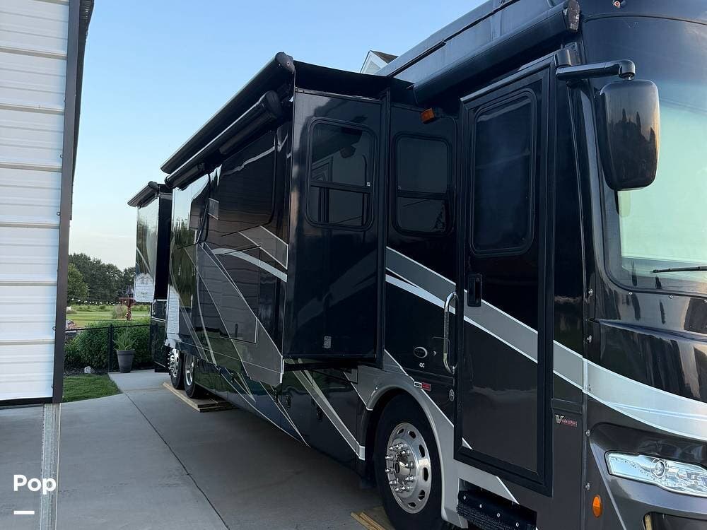 2018 Berkshire XLT 43C by Forest River from Pop RVs in Elizabeth City, North Carolina
