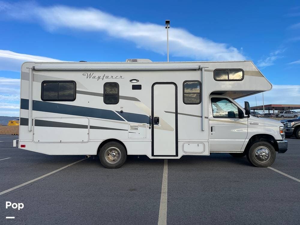 2020 Tiffin Wayfarer 23T - Used Class C For Sale by Pop RVs in Temecula, California features Awning, Air Conditioning, Generator