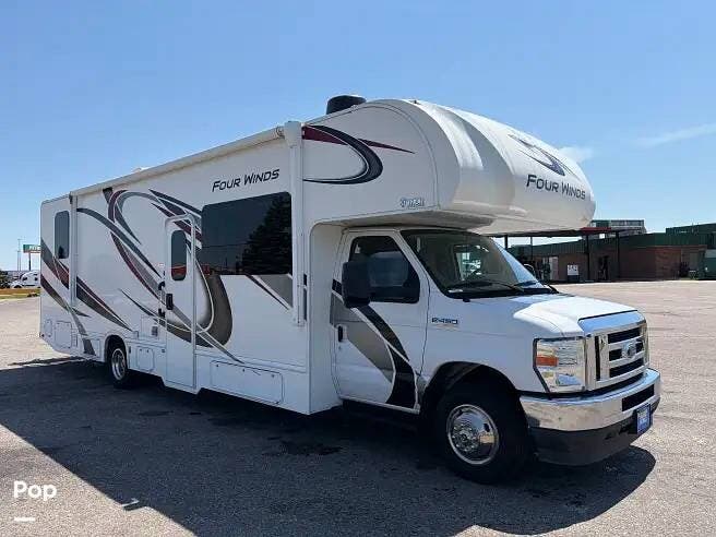 2021 Four Winds 31B by Thor Motor Coach from Pop RVs in Hudsonville, Michigan