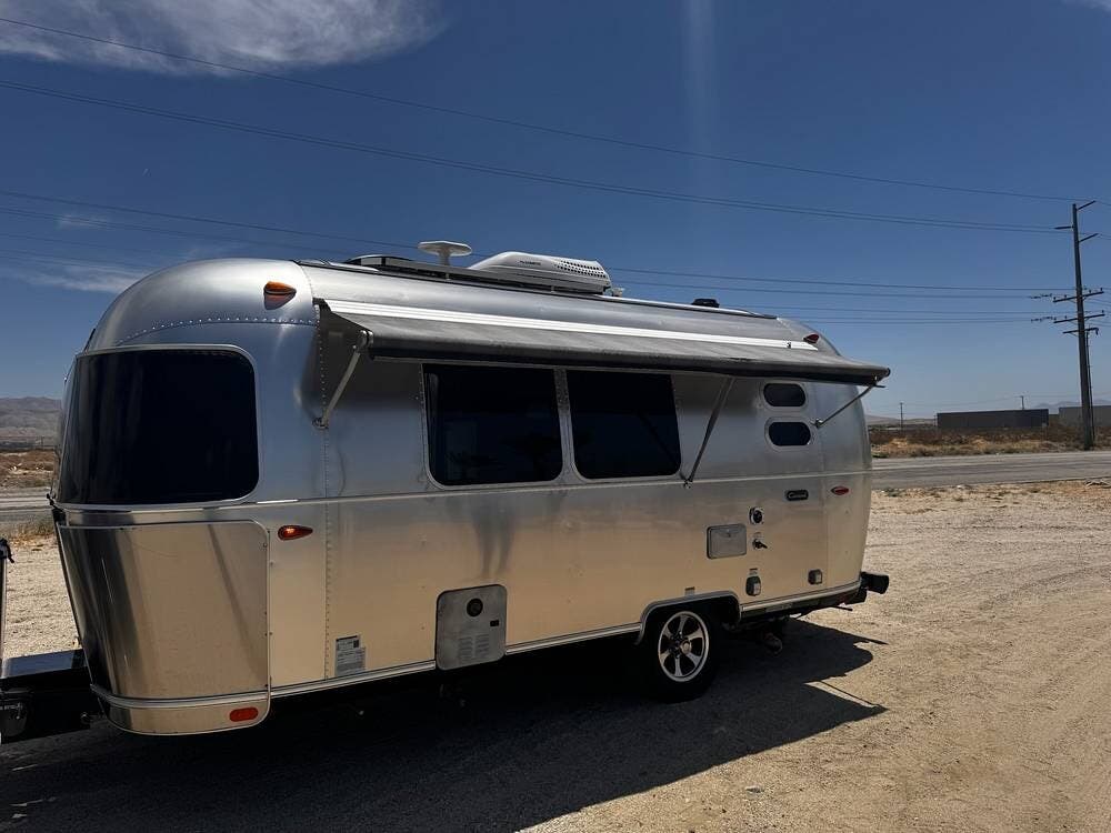2021 Caravel 20FB by Airstream from Pop RVs in Desert Hot Springs, California