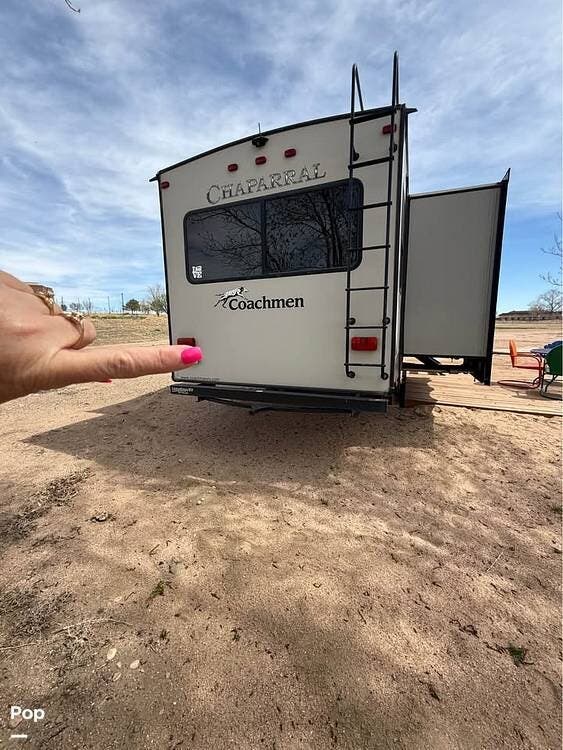 2019 Chaparral Lite 285RLS by Coachmen from Pop RVs in Freeport, Florida