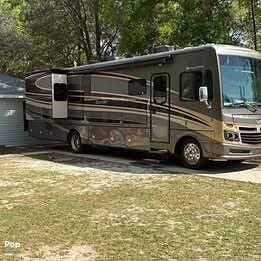 2016 Bounder 35K by Fleetwood from Pop RVs in Summerfield, Florida