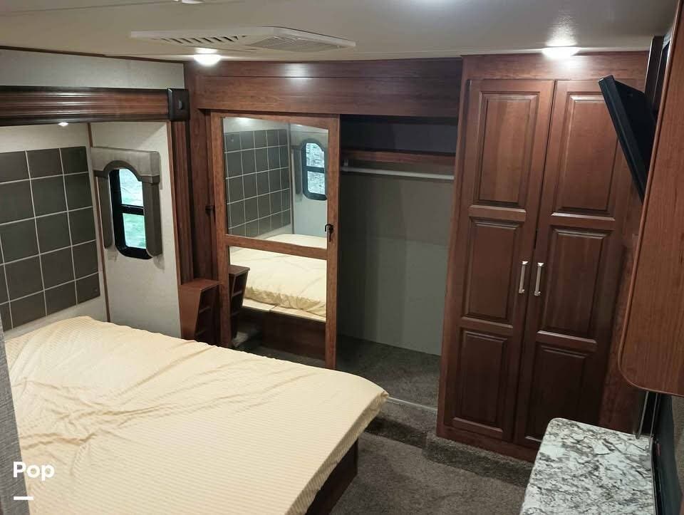 Used 2019 Keystone Avalanche 395BH available in Bryant Pond, Maine