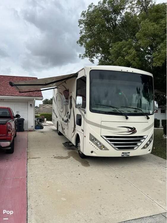 Used 2018 Thor Motor Coach Hurricane 29M available in Sun City Center, Florida
