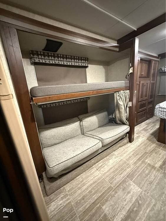 2020 Forest River Sunseeker 3250SLEF - Used Class C For Sale by Pop RVs in Brunswick, Georgia features Slideout