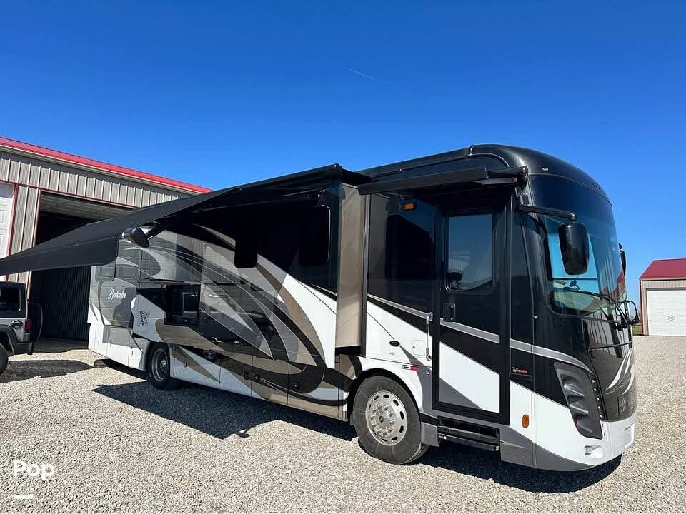 2019 Forest River Berkshire 34QS - Used Diesel Pusher For Sale by Pop RVs in Evansville, Indiana features Slideout