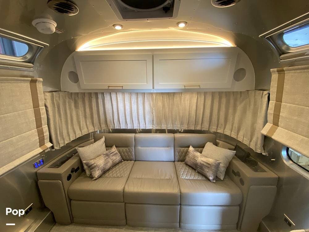 Used 2025 Airstream Classic 30RB available in Lebanon, Ohio