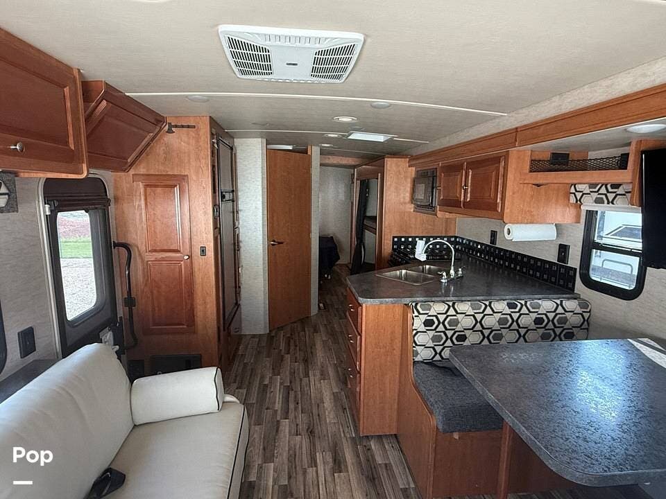Used 2018 Winnebago Vista 31BE available in Pickerington, Ohio