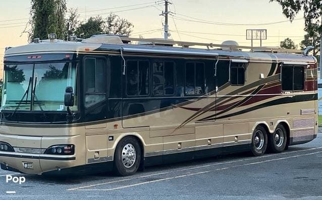 2003 Blue Bird Wanderlodge 40LX - Used Bus Conversion For Sale by Pop RVs in Fort Myers, Florida