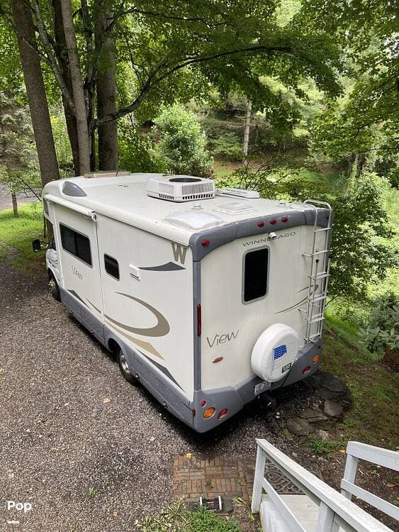 2006 View 23H by Winnebago from Pop RVs in Burnsville, North Carolina