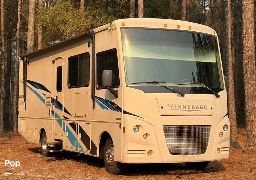 2019 Winnebago Sunstar 27PE - Used Class A For Sale by Pop RVs in Crawfordville, Florida features Slideout