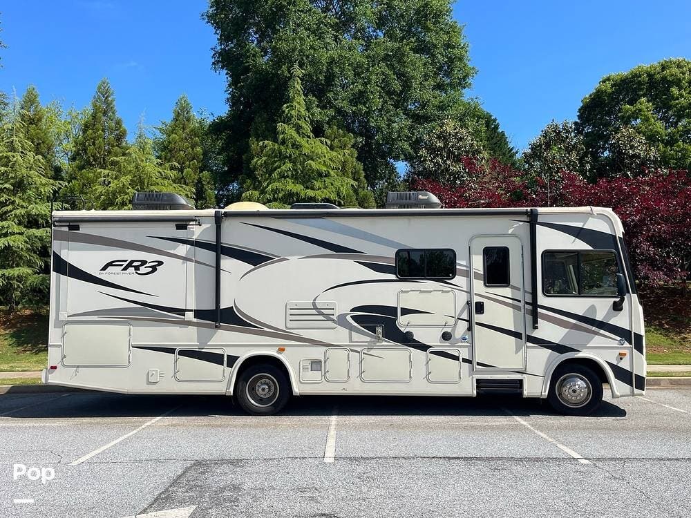 2019 Forest River FR3 30DS - Used Class A For Sale by Pop RVs in Roswell, Georgia features Slideout