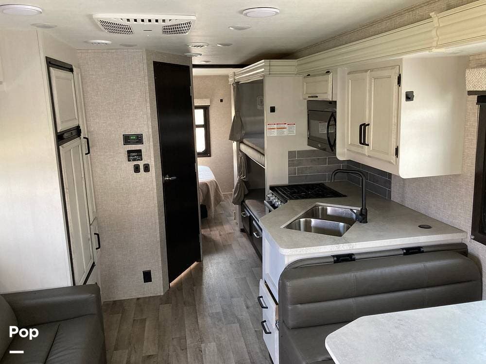 2024 Jayco Redhawk 31F - Used Class C For Sale by Pop RVs in Garden Valley, Idaho features Awning, Generator, Air Conditioning, Slideout