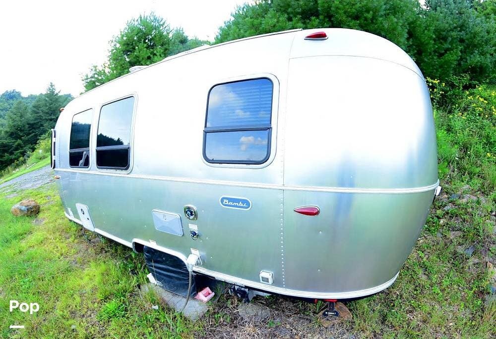 2021 Airstream Bambi 20FB - Used Travel Trailer For Sale by Pop RVs in West Jefferson, North Carolina