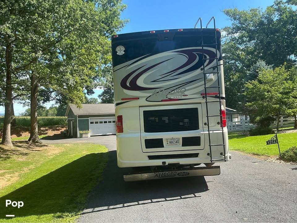 2015 Tiffin Allegro Red 33AA - Used Diesel Pusher For Sale by Pop RVs in Stuarts Draft, Virginia features Slideout