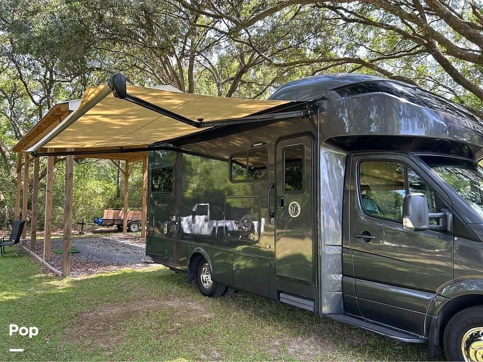 Used 2018 Tiffin Wayfarer 24TW available in Pace, Florida
